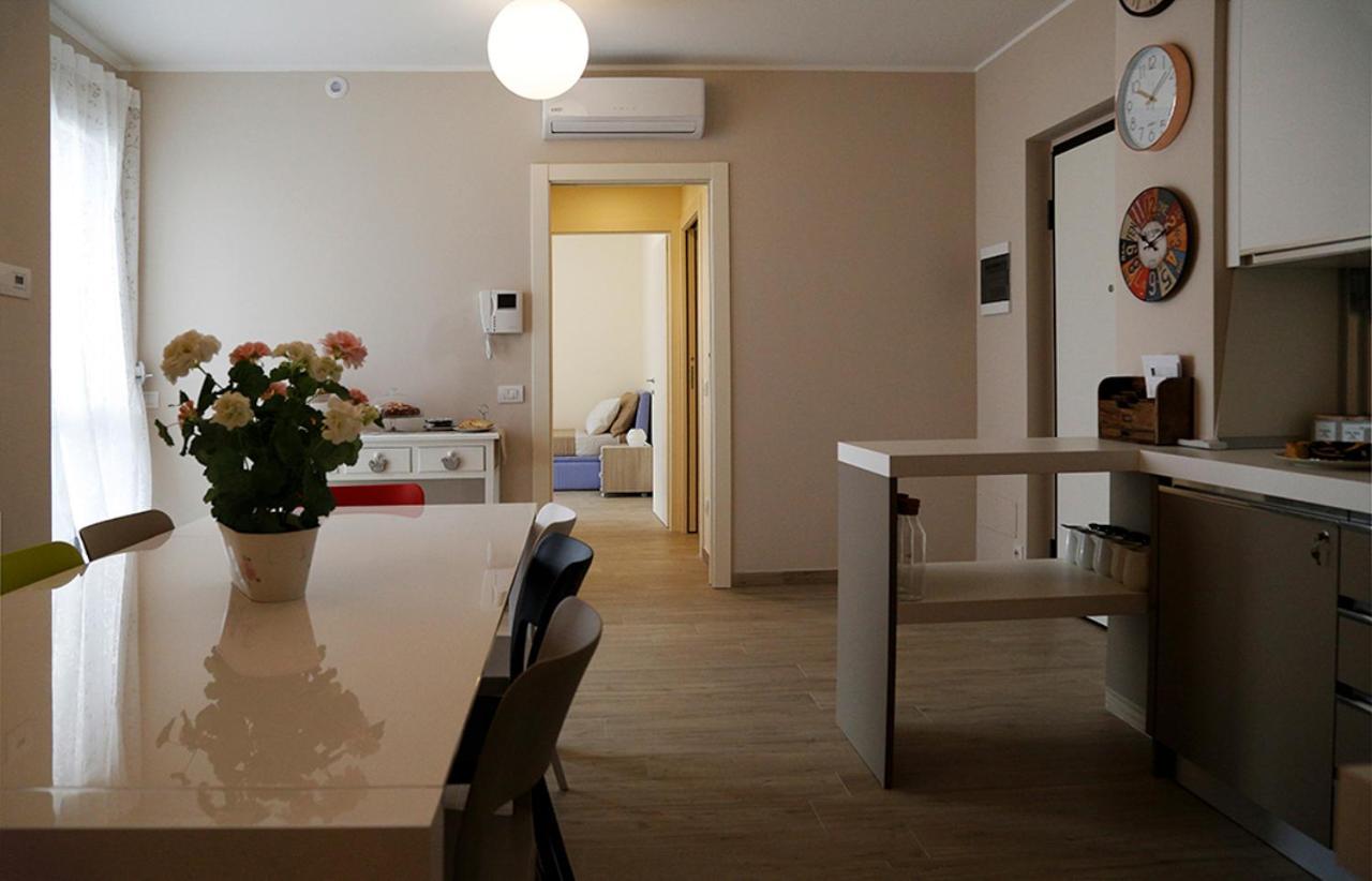 C.A.V. B&B Curiel20 San Donato Milanese Exterior photo
