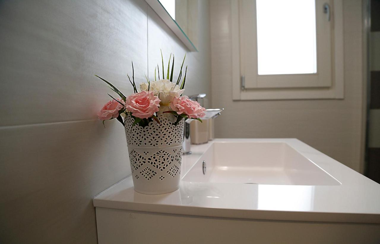 C.A.V. B&B Curiel20 San Donato Milanese Exterior photo