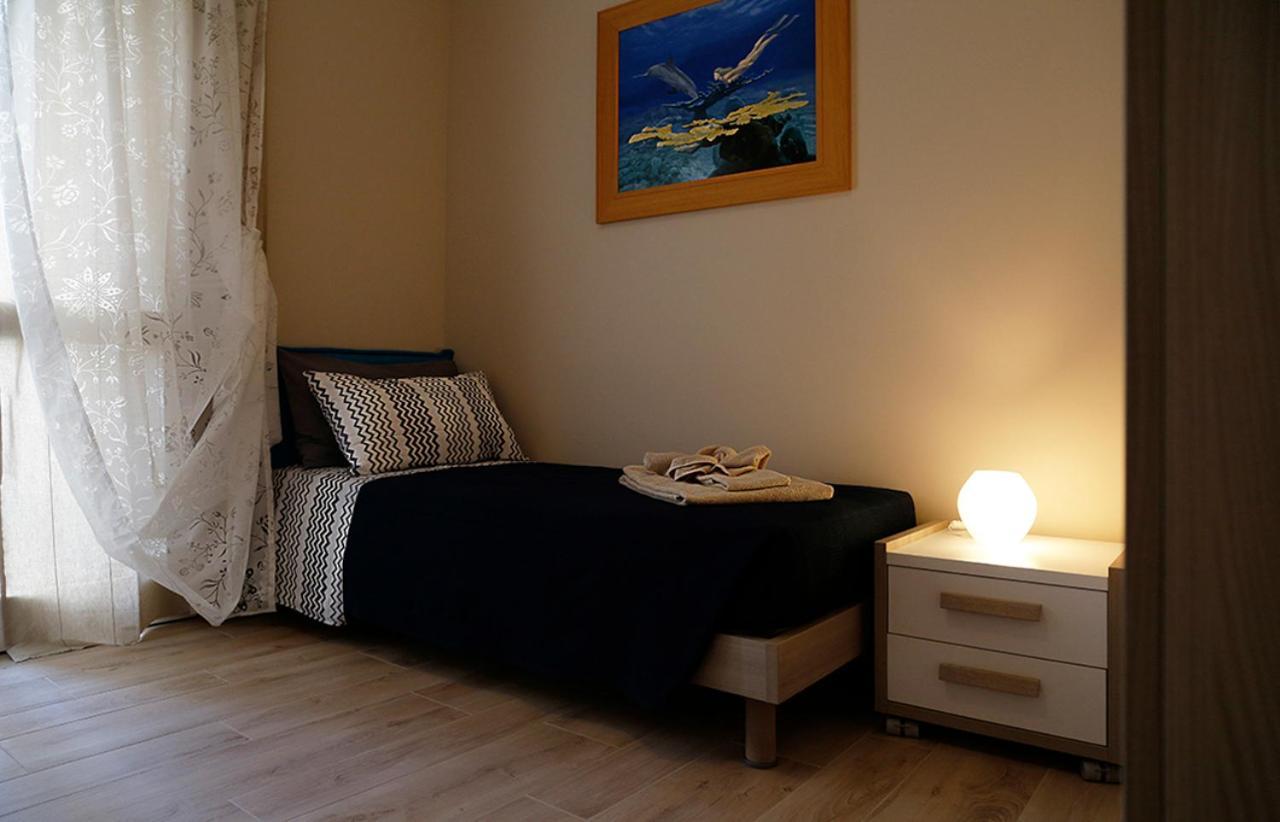 C.A.V. B&B Curiel20 San Donato Milanese Exterior photo