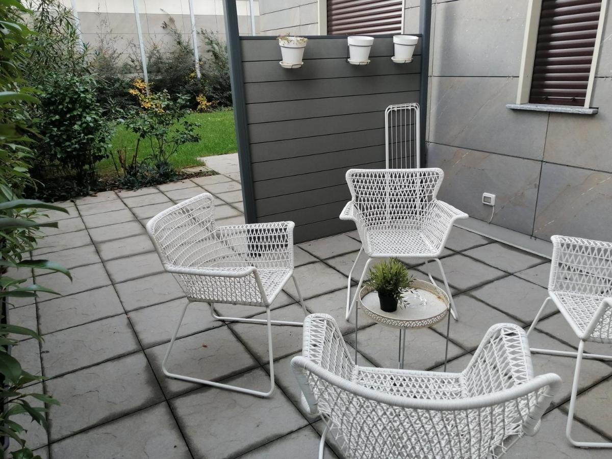 C.A.V. B&B Curiel20 San Donato Milanese Exterior photo