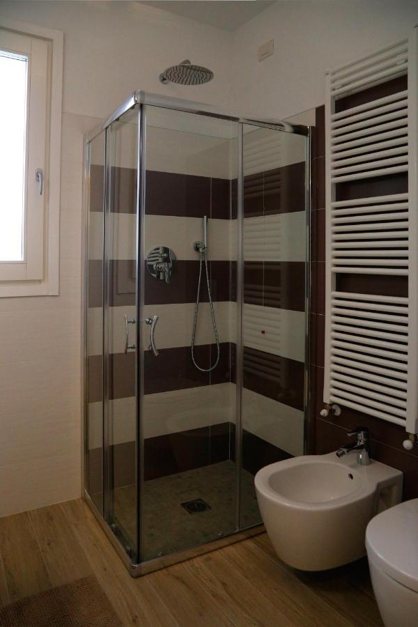 C.A.V. B&B Curiel20 San Donato Milanese Exterior photo